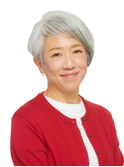 60代グレイヘアの方に◎骨格補正ショート