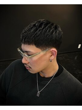 キングスマントーキョー 多摩センター2nd(KINGSMAN TOKYO) クロップ×テーパーフェード