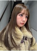 ヘーゼルベージュ/ハッシュカット/レイヤー/ブリーチなしカラー