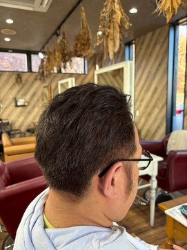 刈り上げオールバック