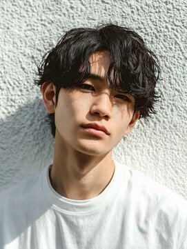 シー 茂原(SEA) シャドウパーマツイストスパイラルパーマフェザーパーマ茂原30代