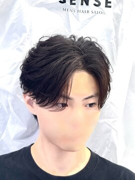 メンズヘアセンス 渋谷(MEN'S HAIR SENSE) ニュアンスパーマ/センターパート/メンズ/眉毛/フェザーパーマ