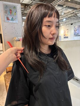 ノラ ヘアーサロン(NORA HAIR SALON) ハッシュカット顔まわりレイヤーカットオリーブグレージュ