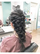 ヘアデザインカーム(hair design calm)&nbsp;編みおろしスタイル