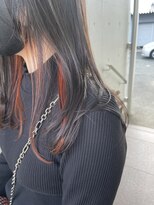 アチーブ ヘア デザイン(achieve hair design)&nbsp;黒髪暗髪+暖色系レッドオレンジインナーカラー ツヤ髪ロング