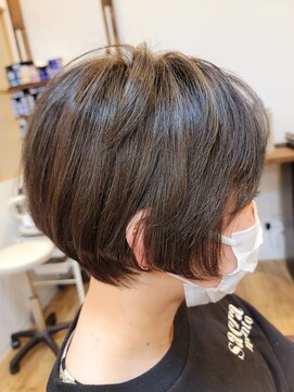 ヘアーズビースリー ポートサイド 大人ショートXハイライトXメッシュ 20代30代40代