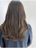 くびれ レイヤーカット シアンベージュ 似合わせ