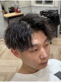 ツイストスパイラルパーマ刈り上げツーブロックアップバング h