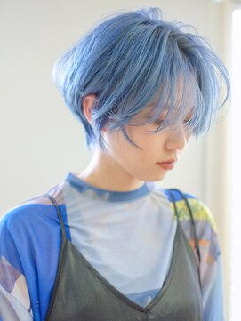 シオン(shion) クラゲヘアーフェザーショート似合わせカット_ba360663