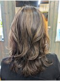 セミロングレイヤー
