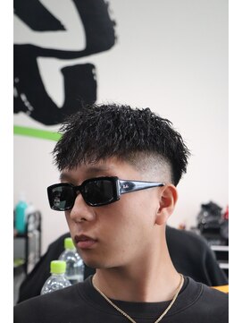 スキル(SKILL) 【SKILL】メンズカット/パーマ/ブリーチ/眉毛/フェザーショート