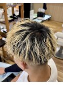 ブリーチ毛×ツイストスパイラルパーマ