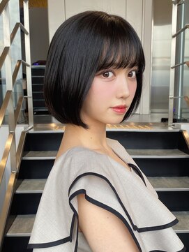 ソワネ 表参道(soigne) 顔周りレイヤー大人上品くびれショートボブ
