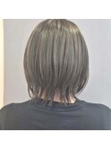 オリーブグレー×レイヤーボブ