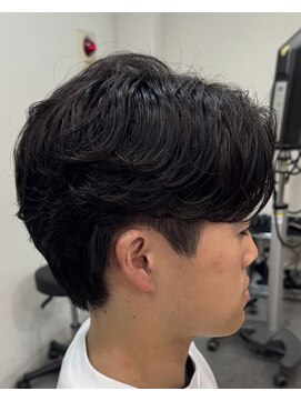 バース バイ ハピネス(BIRTH by happiness) ツイストスパイラルパーマツイストパーマメンズマッシュパーマ