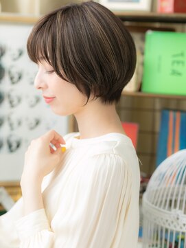 カバーヘア ブリス 北浦和(COVER HAIR bliss) 耳かけチャコールグレー小顔レイヤーショートh4北浦和30代40代