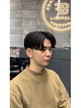 MEN’S HAIR/刈り上げセンターパート　S