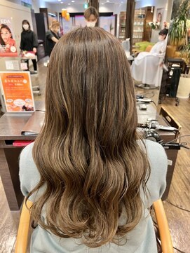 プランタンアヴェダ(printemps AVEDA) ベージュカラー