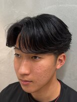 エムクール(M,cooL)&nbsp;フェザーパーマ/センターパート/ニュアンスパーマ