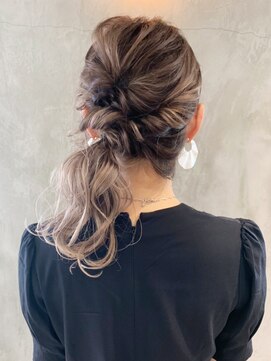 アイティー バイ アルバム 浦和店(IT by ALBUM) バレイヤージュアレンジ_オリーブカラー_ba242161