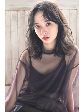 ロイジー(roijir) 【roijir】表参道 くびれミディアム×くすみカラー