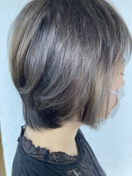 マイレ(maile) スッキリショートアッシュグレー