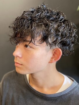レオ(Leo) パーマスタイル