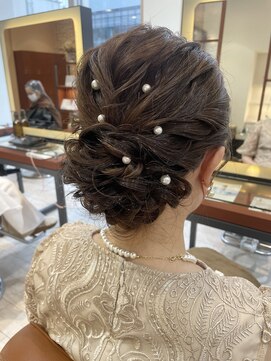 ネオリーブギンザ 銀座店(Neolive GINZA) ふんわりシニヨン