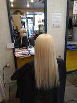 アドン 中葛西店(Adorn) ロングの抜きっぱなしブロンド