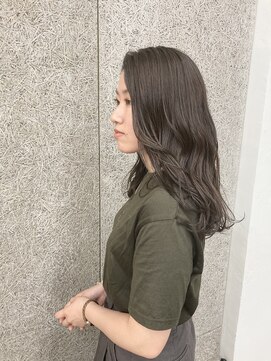 シンヘアー(SHIN HAIR) 【横田芽衣】オリーブベージュ