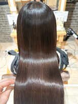 プラグ バイ ネオリーブ(plug by neolive)&nbsp;グレーベージュ×髪質改善 [髪質改善/縮毛矯正]韓国K