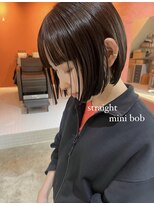 ユニ(uni)&nbsp;縮毛矯正/ミニボブ／黒髪ボブ/20代/30代/40代