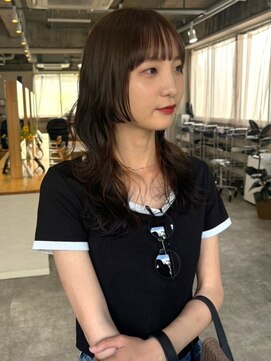 トナリ(tonari) 姫カット　ワイドバング　コテ巻きアレンジ【鹿児島中央駅】