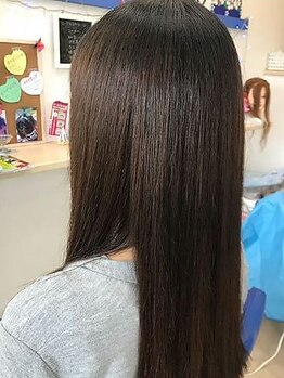 アクアリッシュ ヘアー(Aqualish Hair)の写真/【大好評！美髪チューニング☆】ハンドブローだけでまとまりと艶が出るので自宅で簡単に扱えるスタイルに♪