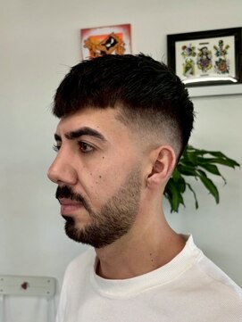 アストロ(ASTRO) クロップスタイル×スキンフェード/メンズカット/フェード