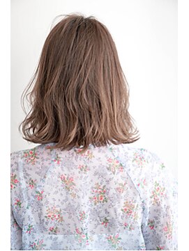 トッカ 町田店(tocca) きりっぱなし抜け感ボブ