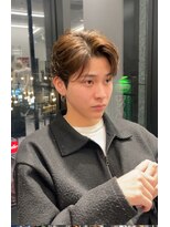 オーシャントーキョーオーバー 渋谷(OCEAN TOKYO OVER)&nbsp;韓国マッシュセンターパートツーブロックフェザーパーマシャドウ