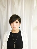 エノモト(ENOMOTO)&nbsp;大人ショート＊サイド耳掛けアシンメトリー流しバング