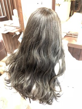 キー(key) ロングベージュ