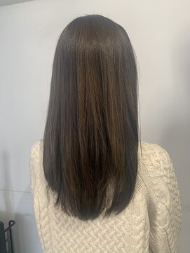 パティオン(PATIONN) ロングスタイル☆透明感のあるアッシュグレージュでさらさらに！