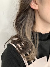 ヘアガーデン ティアラ(Hair Garden TIARA) 大人可愛いナチュラルインナーグレージュ愛されロング