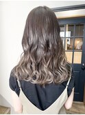 ベージュ系グラデーションカラー