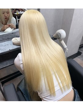 エスト(est) White blonde