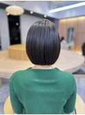 シンプルなワンレンボブスタイル×オリーブブラウン　五十嵐