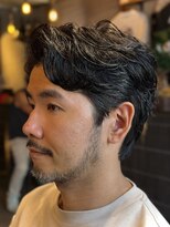 ニゲラ 町田(NIGELA)&nbsp;癖毛×刈り上げ無しショート