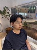 センターパート七三分け襟足あり