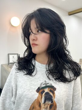 スヴニール(souvenir) ロングパーマ　コテ巻き風パーマ　デジタルパーマ