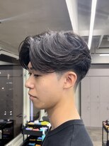 ニコ トウキョウ ロジック(nico TOKYO Logic)&nbsp;センターパートニュアンスパーマフェザーパーマ