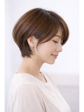 バカンス 八丁堀(BACANCES) 【BACANCES】品よく若見えする前髪ありショート