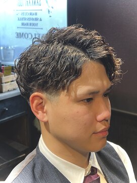 サンカリ 真法院店(SANKARI) 清潔感あるツイストスパイラル